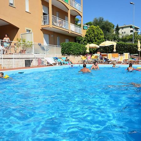 Residence Orchidea Pietra Ligure Ngoại thất bức ảnh