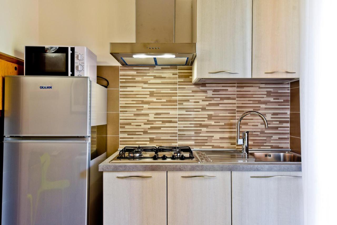 Residence Orchidea Pietra Ligure Ngoại thất bức ảnh