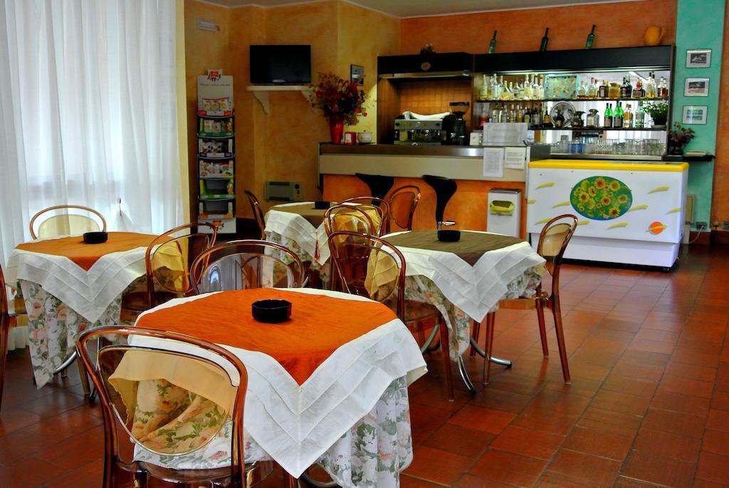 Residence Orchidea Pietra Ligure Ngoại thất bức ảnh